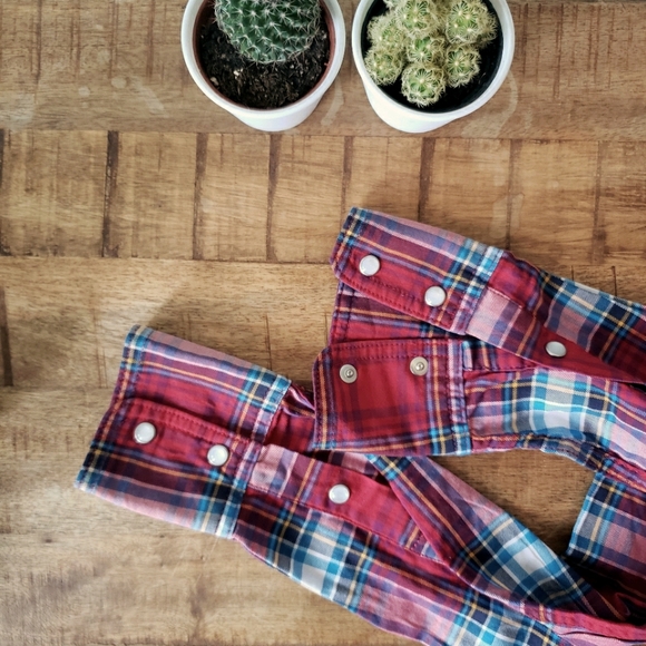 Levi's Plaid Western Button Up - Red 🌶 - Picture 4 of 8